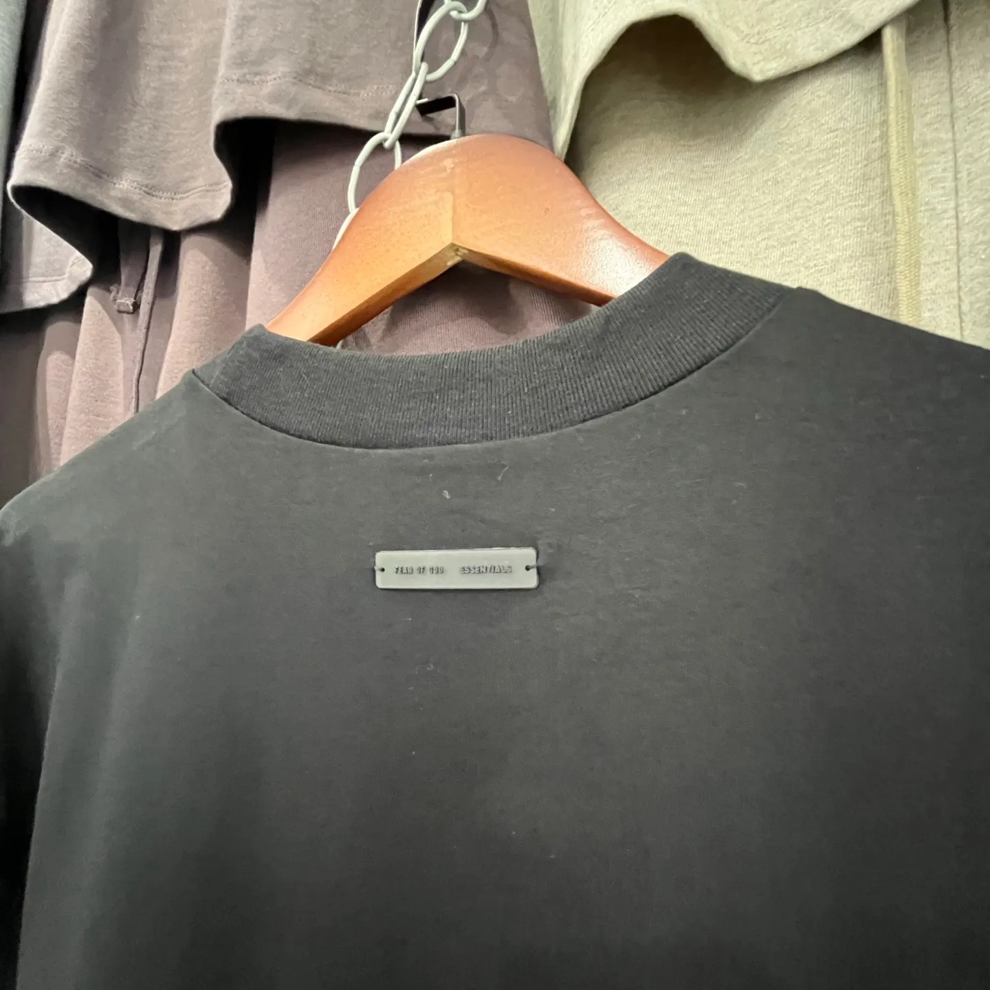 ESSENTIALS FEAR OF GOD FOG T ：E 2395# ：Black White Brown Sizes：S M L XL